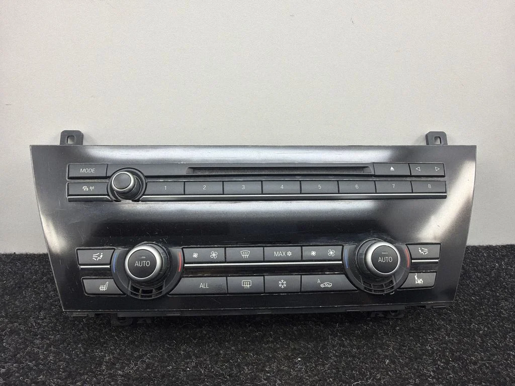 Kliimaseadme/kütte juhtplokk (salongis) – BMW 6-seeria F12 F13 (2010-2018)
