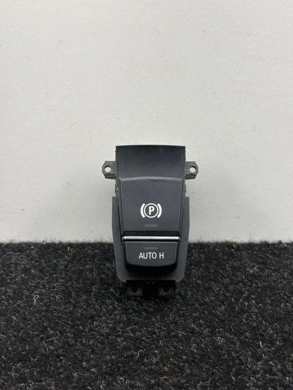 Hand parking brake switch – BMW 6 Series F12 F13 (2010-2018)