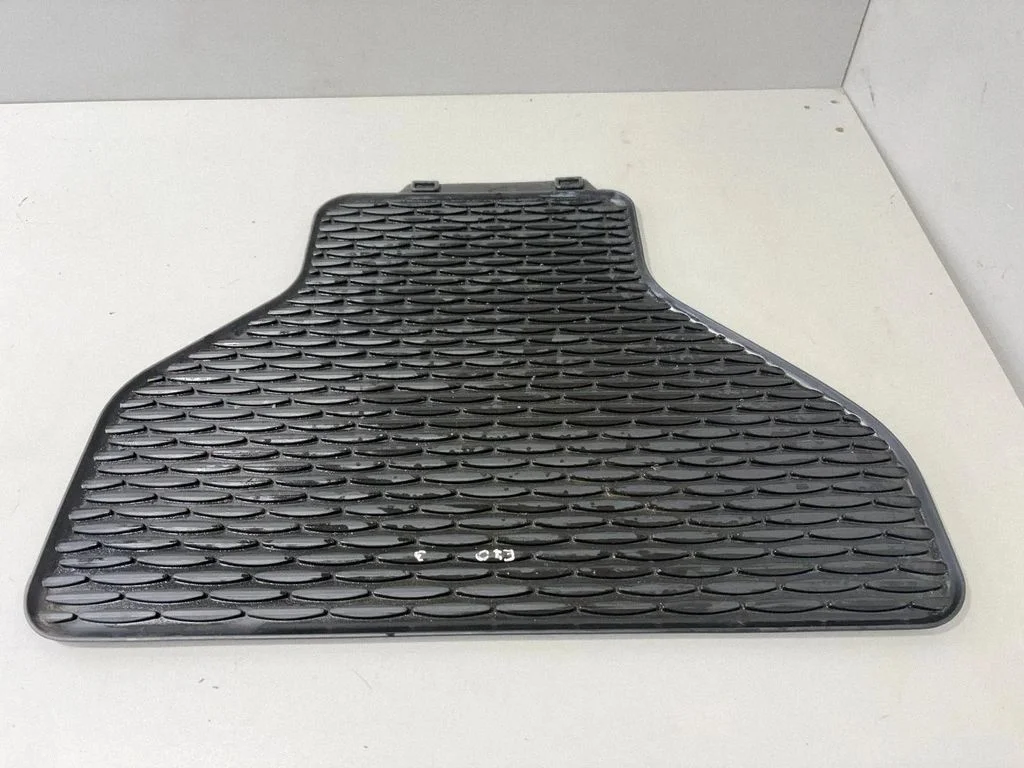 Tagumine põrandamatt – BMW X5 E70 (2006-2013)