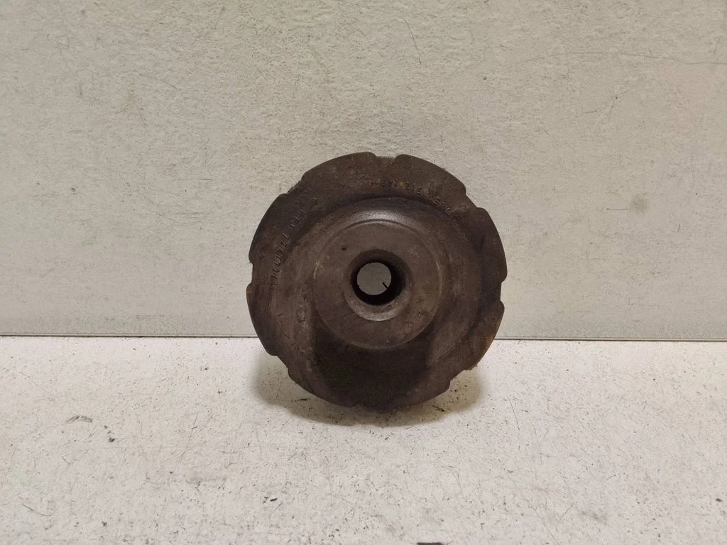 Tagumise keerdvedru kummipadi – Audi A4 S4 B6 8E 8H (2001-2005)