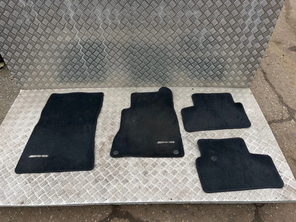 Põrandamattide komplekt – Mercedes-Benz B-klass W247 (2018-)