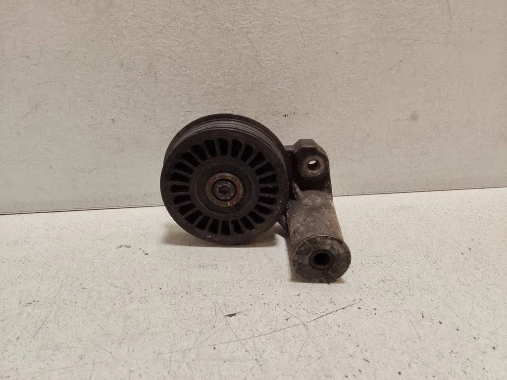 Napinacz paska – Audi A4 S4 B6 8E 8H (2001-2005)