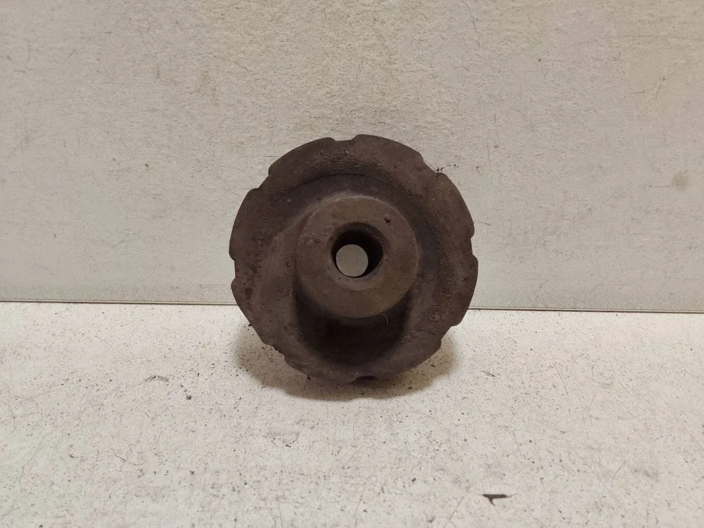 Tagumise keerdvedru kummipadi – Audi A4 S4 B6 8E 8H (2001-2005)