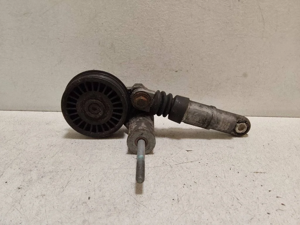 Napinacz paska – Audi A4 S4 B6 8E 8H (2001-2005)