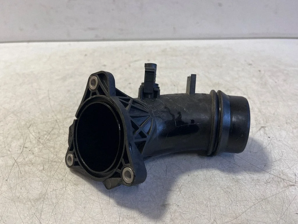 Air intake duct part – Mercedes-Benz B-Class W247 (2018-)