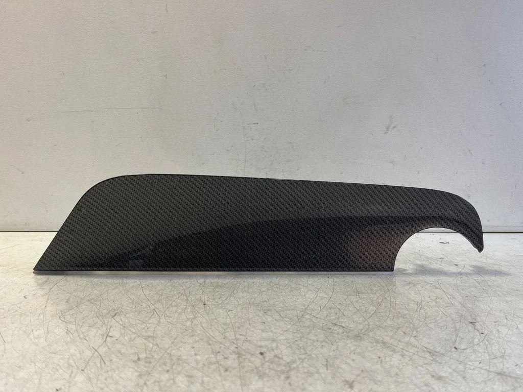 Kindalaeka dekoratiivviimistlusriba – Mercedes-Benz B-klass W247 (2018-)
