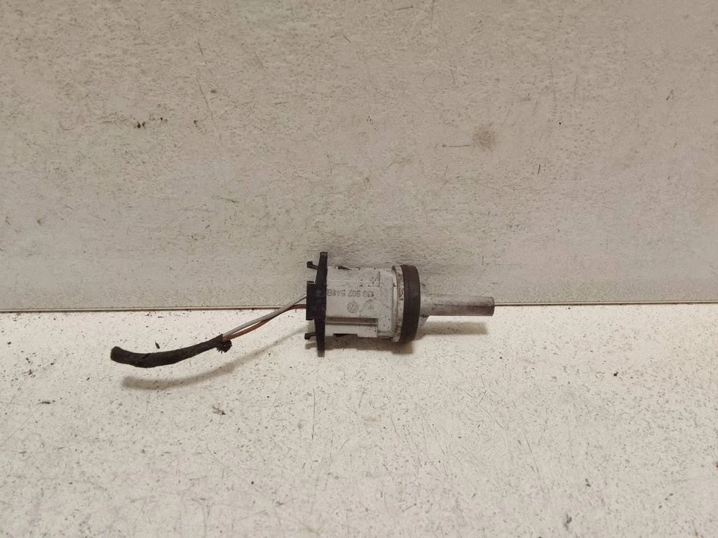 Interior temperature sensor – Audi A4 S4 B6 8E 8H (2001-2005)