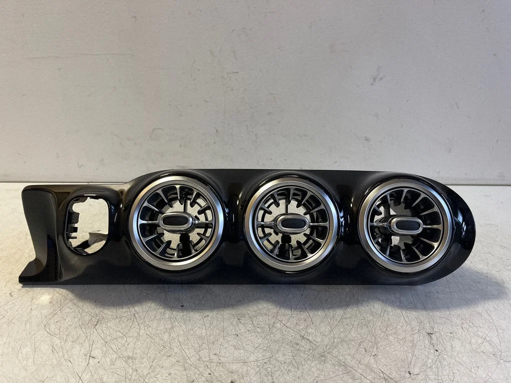 Dash center air vent grill – Mercedes-Benz B-Class W247 (2018-)