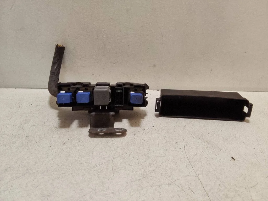 Releju montāžas bloks – Nissan X-Trail T31 (2007-2014)