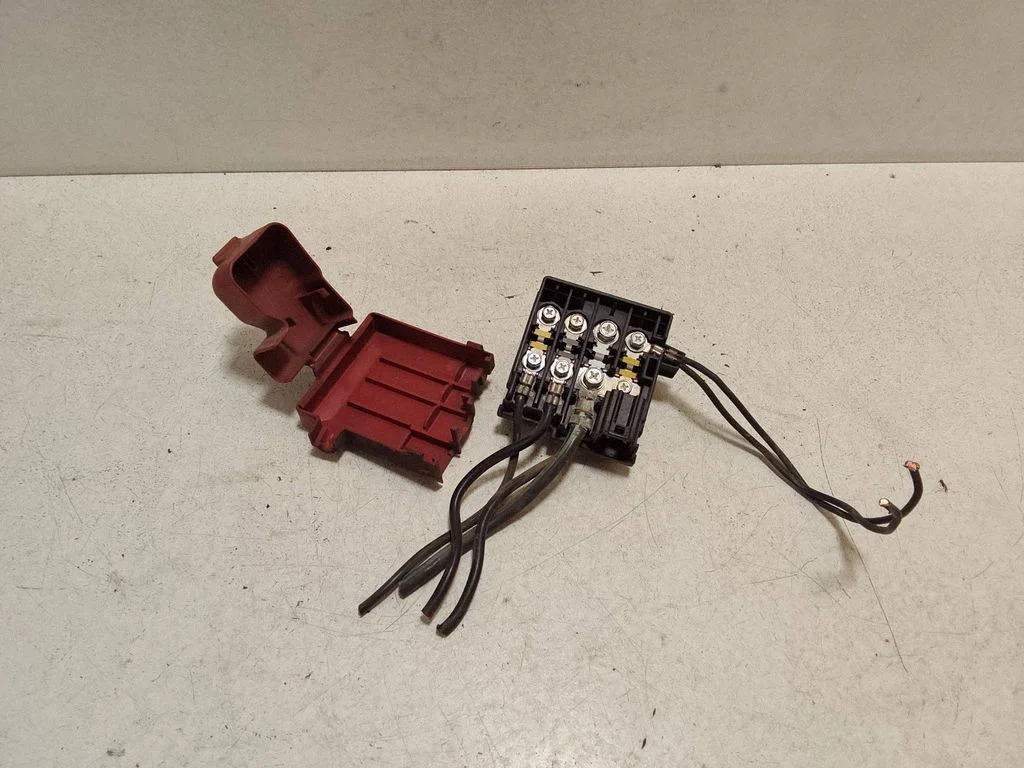 Positive wiring loom – Toyota Yaris Verso (1999-2005)
