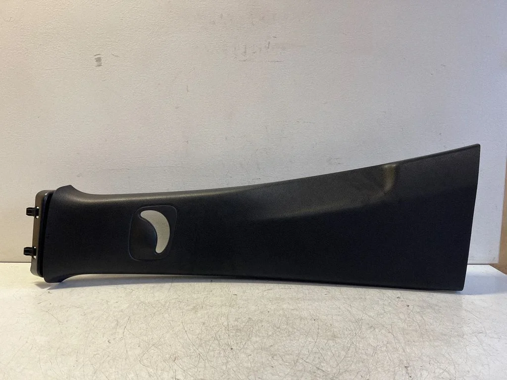 (B) pillar trim (top) – Mercedes-Benz B-Class W247 (2018-)