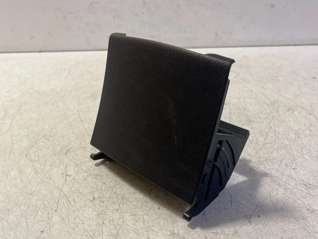 Other center console (tunnel) element – Mercedes-Benz B-Class W247 (2018-)
