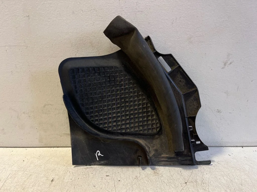 Slotiņu apdare – Mercedes-Benz B klase W247 (2018-)