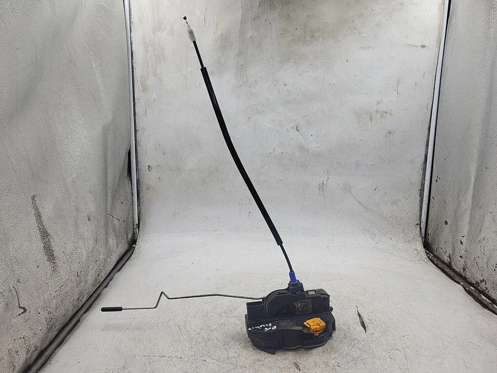 Front door lock – Opel Mokka (2012-2016)