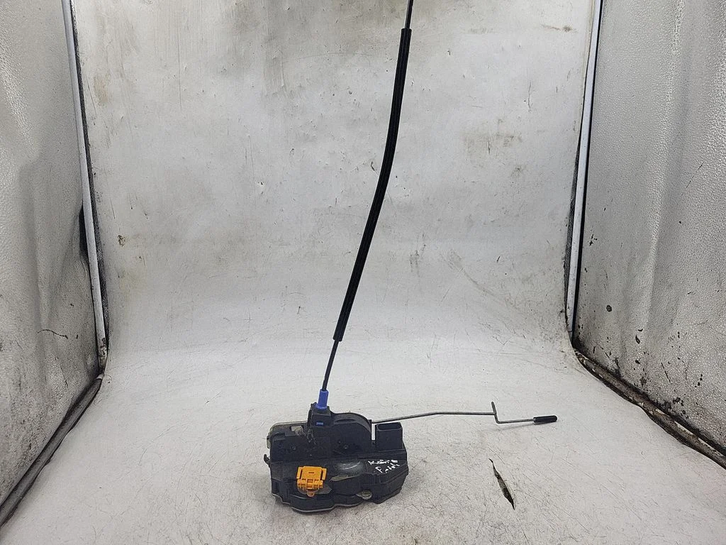 Front door lock – Opel Mokka (2012-2016)