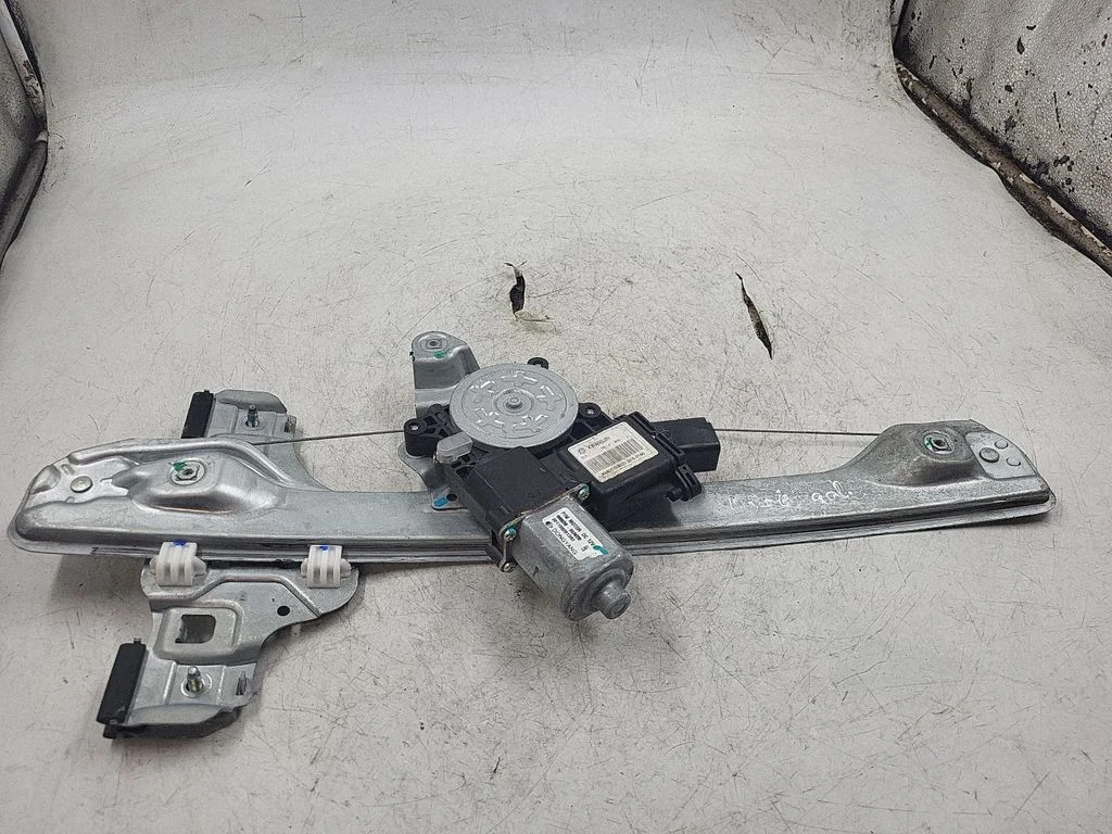 Tagaukse elektriline aknatõstuk mootoriga – Opel Mokka (2012-2016)
