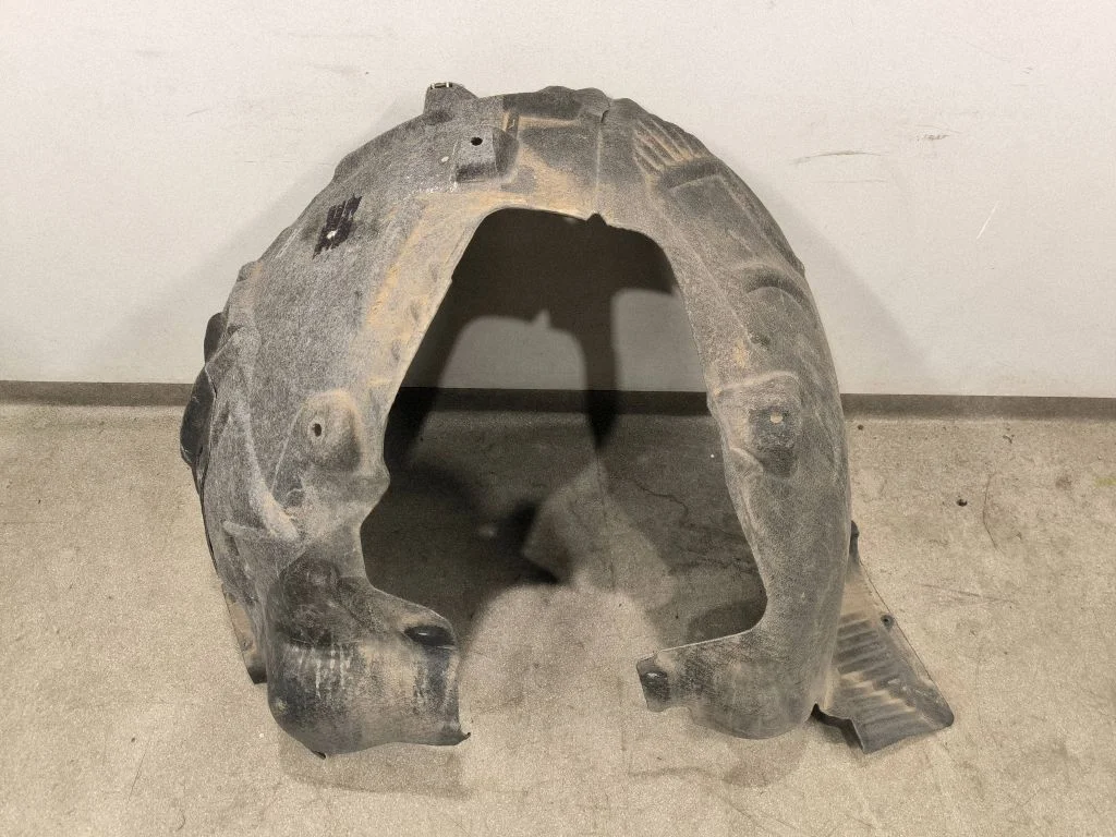 Esimene rattakoopa katteliist / porikaitse – Porsche Macan (95B) (2019-)