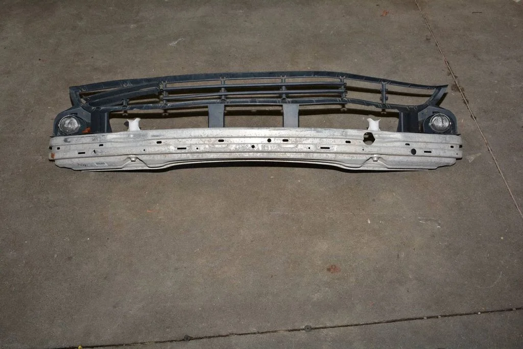 Belka zderzaka przedniego – BMW Seria 3 E46 (1998-2005)