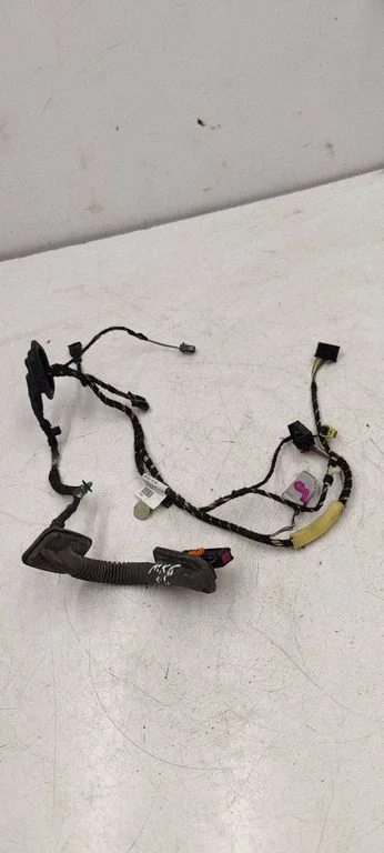Front door wiring loom – Volkswagen Golf VI (2008-2013)
