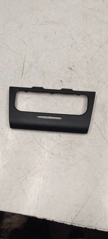 Klimata kontroles/apsildes vadības apdare – Volkswagen Golf VI (2008-2013)