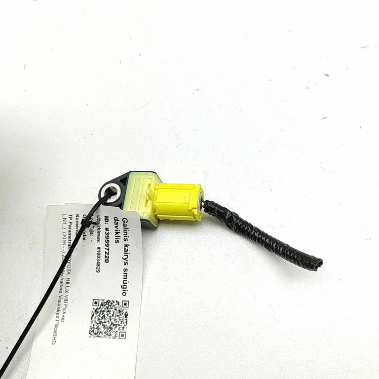 Drošības spilvenu trieciena sensors – Toyota Hilux (AN120, AN130) (2015-2020)