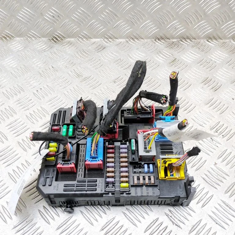 Drošinātāju bloks – Peugeot Partner III (2018-)