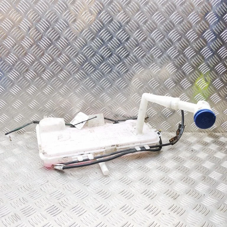 Windshield washer fluid reservoir/tank – Peugeot Partner III (2018-)