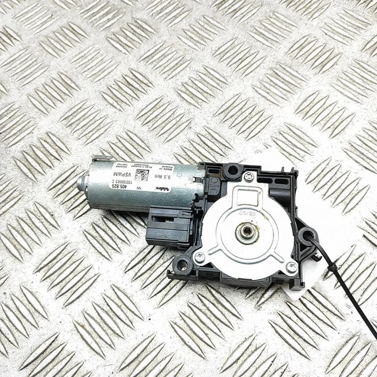 Sunroof motor/actuator – Mercedes-Benz CLA-Class C118 X118 (2019-)