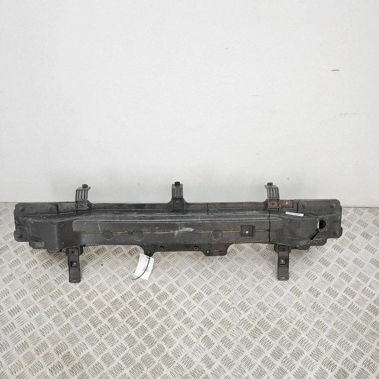 Rear bumper cross member 95420G2300