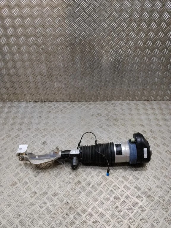 Air suspension front shock absorber – BMW X5M G05 F95 (2019-)
