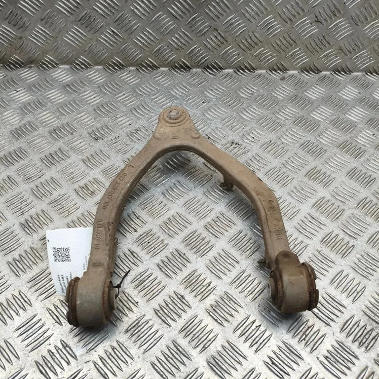 Front lower control arm/wishbone 118832100A