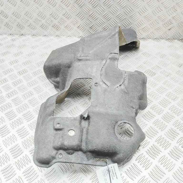 Sound insulation of firewall – BMW X5M G05 F95 (2019-)
