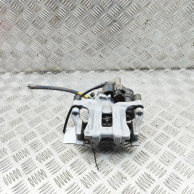 Rear brake caliper – Mazda CX-30 (2019-)