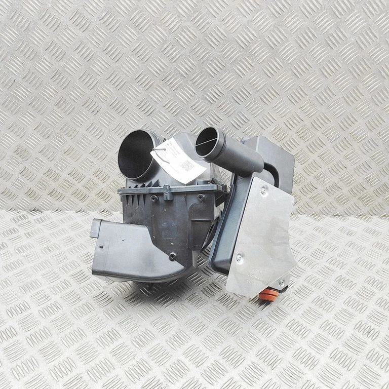 Gaisa filtra korpuss – BMW X5M G05 F95 (2019-)