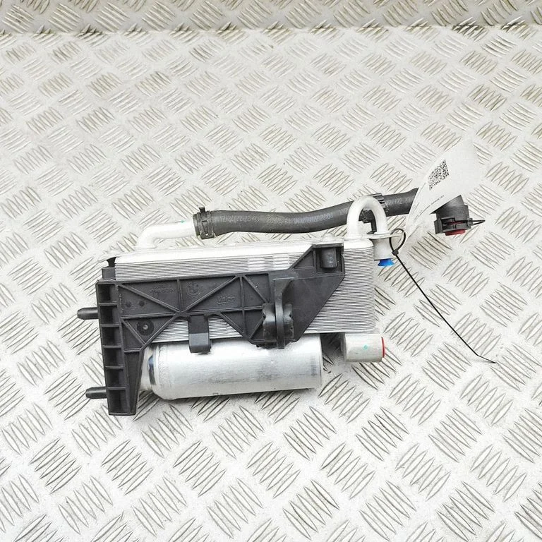 Air conditioning (A/C) air dryer T77529B