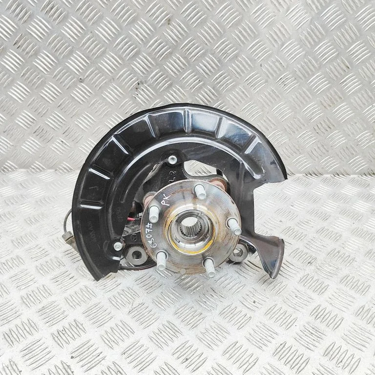 Front wheel hub – Mazda CX-30 (2019-)
