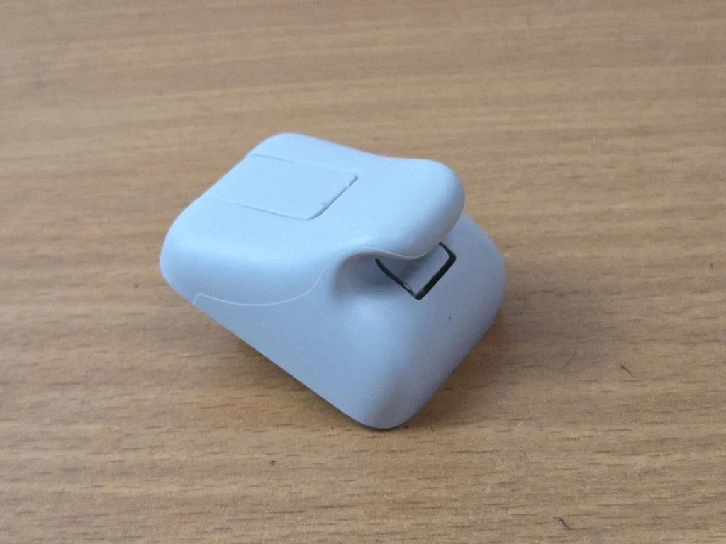 Päikesesirmi kinnitusklamber – Ford Focus (2018-)