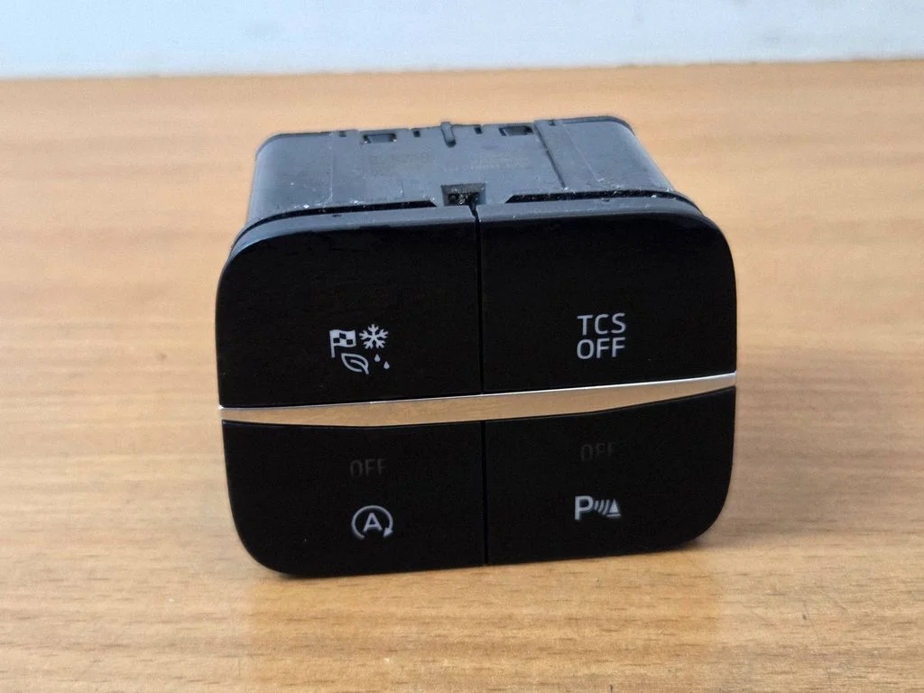 Przełączniki – komplet – Ford Focus (2018-)