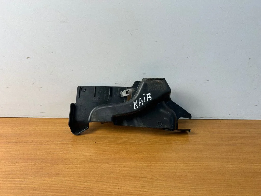 Fender mounting bracket – Ford Focus (2018-)