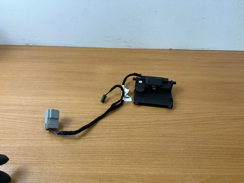 Windshield/windscreen camera – Ford Focus (2018-)