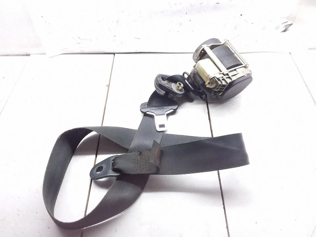 Front seatbelt – Citroen C5 (2001-2004)