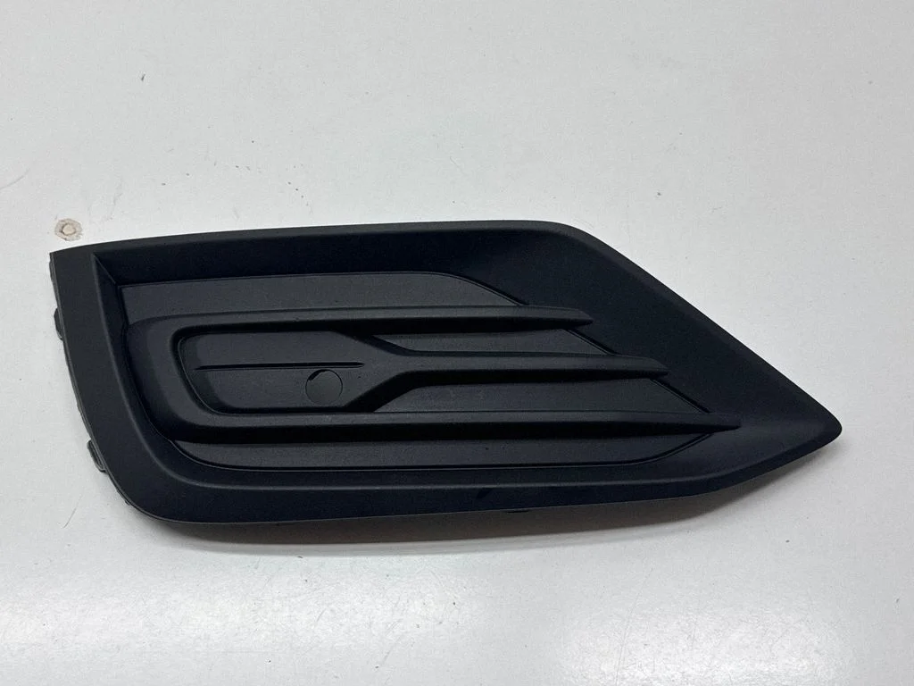 Front bumper lower grill – Volvo S60 (2018-)