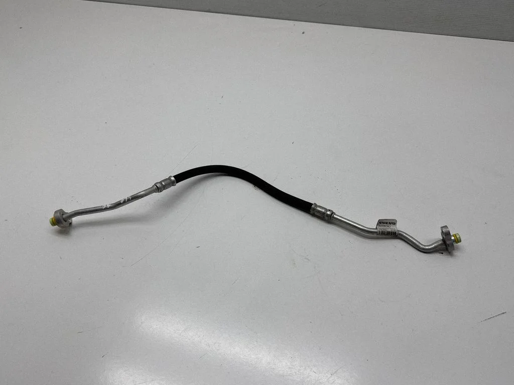 Air conditioning (A/C) pipe/hose – Volvo S60 (2018-)