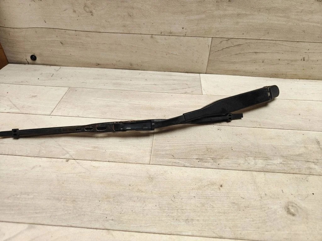 Rear wiper blade arm – Mercedes-Benz A-Class W168 (1997-2004)