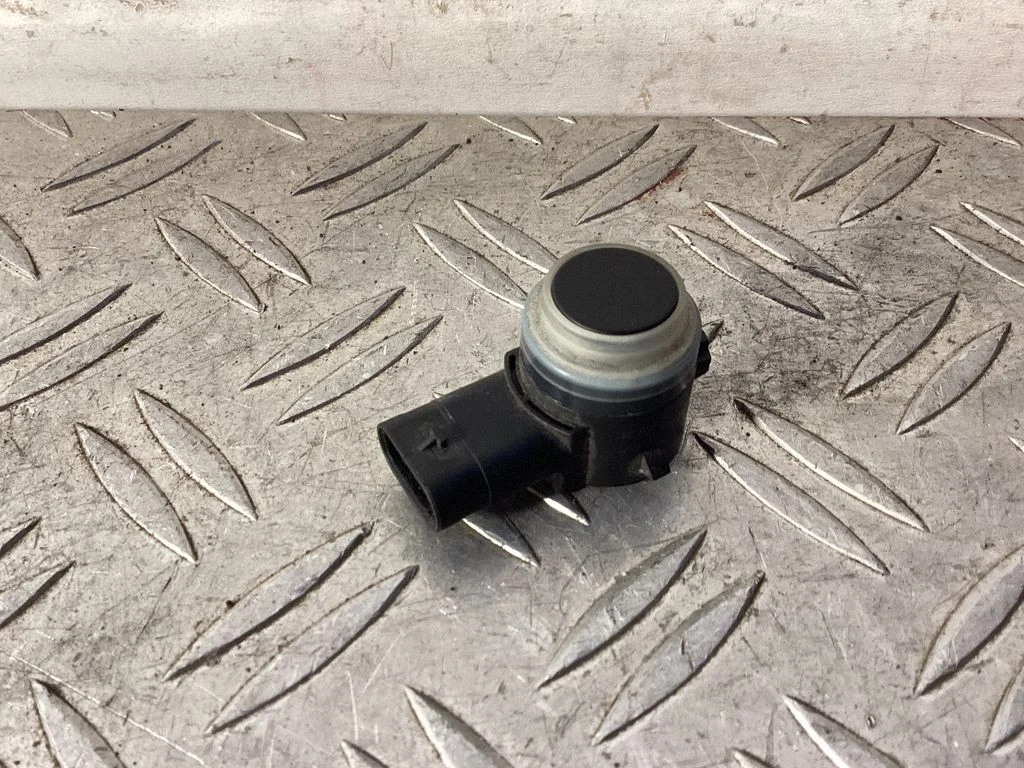 Parking PDC sensor – Mercedes-Benz C-Class W205 (2014-2021)