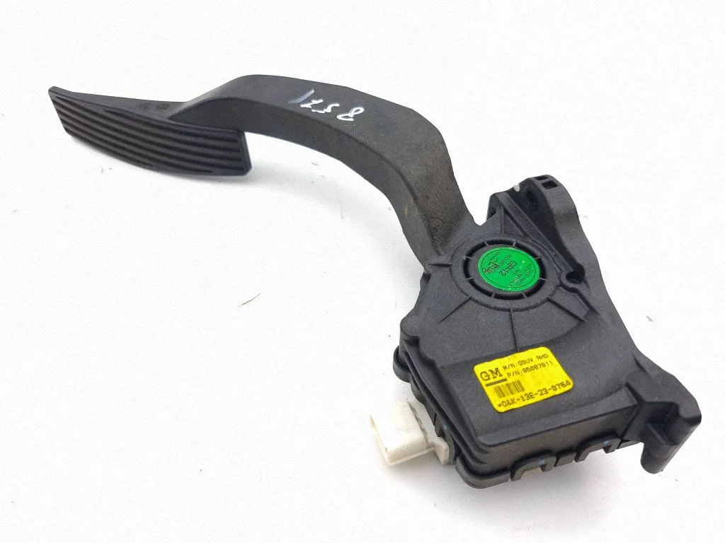 Accelerator throttle pedal 95087911