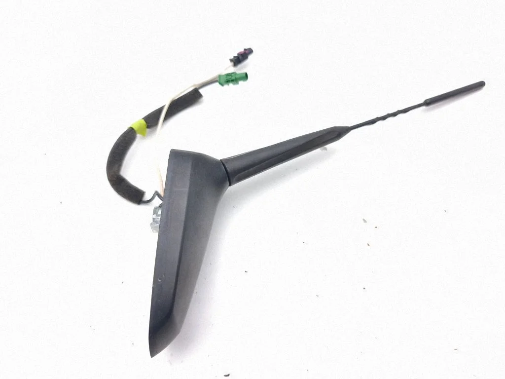 Radio antenna 95318098