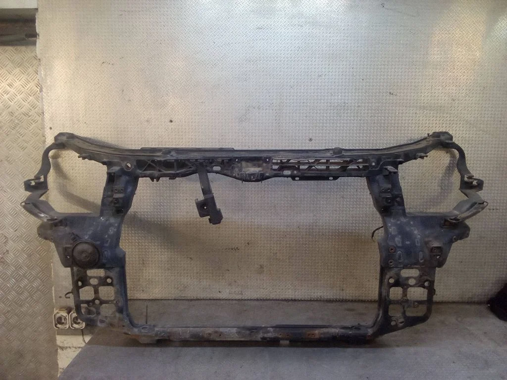 Radiator support slam panel – Hyundai Santa Fe (2006-2012)
