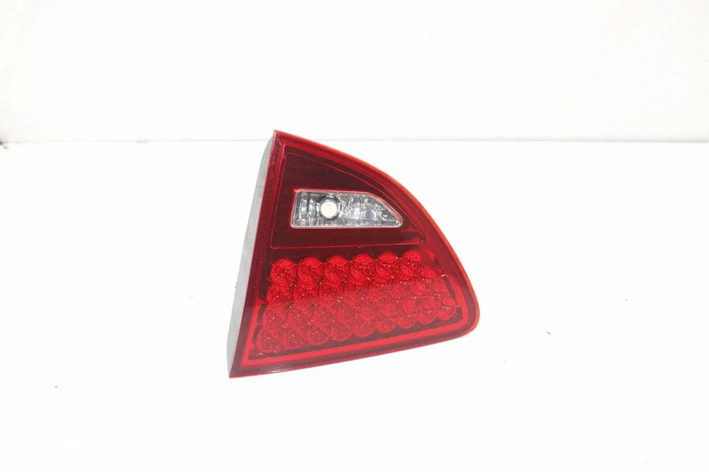Lampa tylna w klapie – Hyundai ix55 ix 55 (2006-2012)