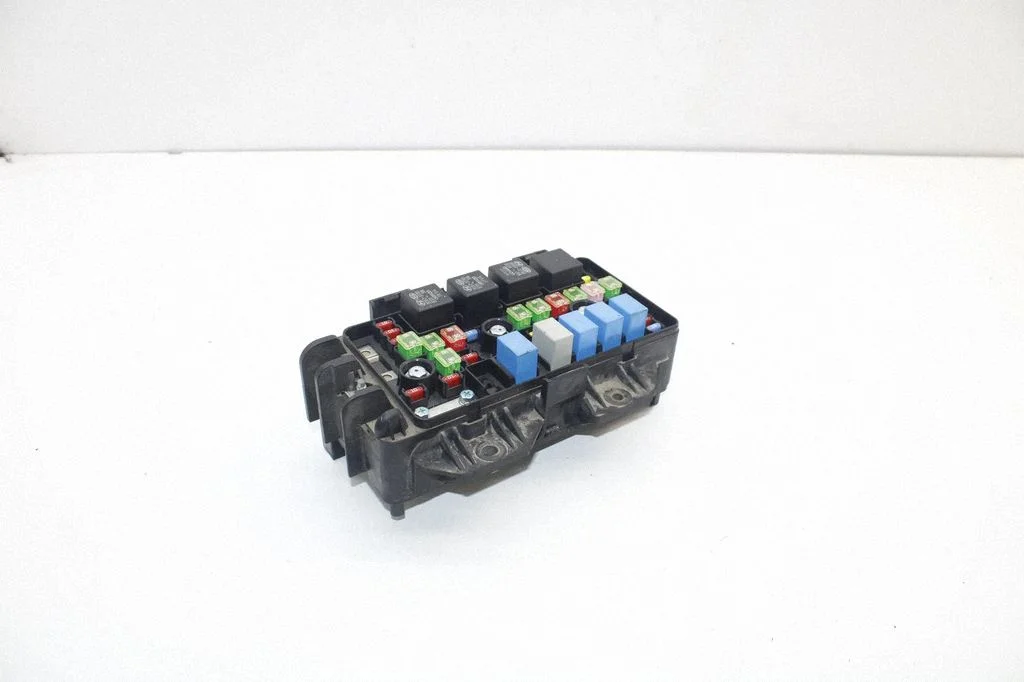 Fuse module – Hyundai ix55 ix 55 (2006-2012)